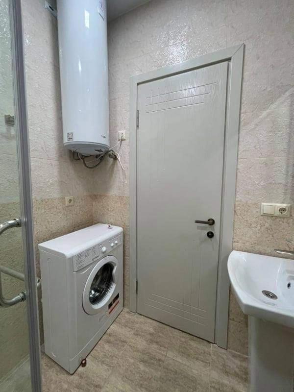巴统Dar Tower公寓 外观 照片